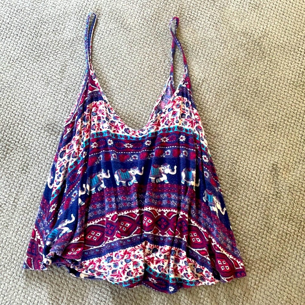 Elephant slightly cropped tanktop